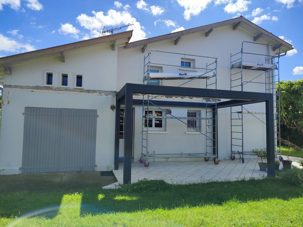 Peintre à Dax-ravalement façade extérieure-peintre à Capbreton-Maurizi peinture