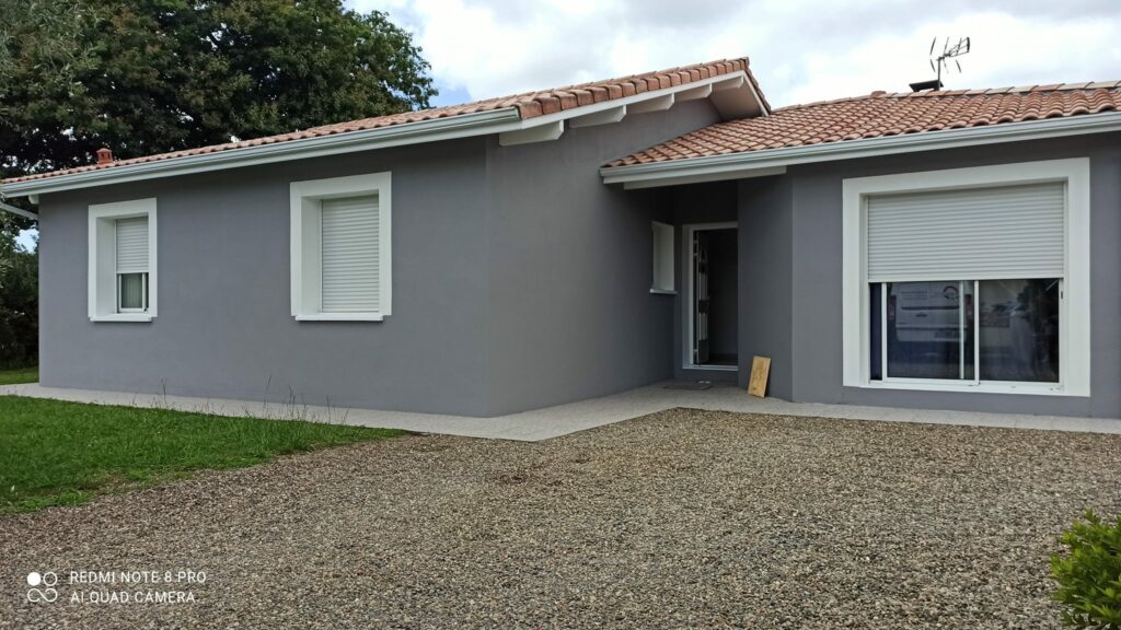 Ravalement-façade-Tyrosse-peintre à Capbreton-Maurizi peinture